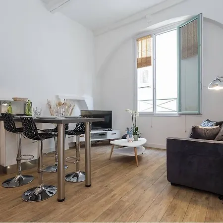 Lou Muraioun Apartment